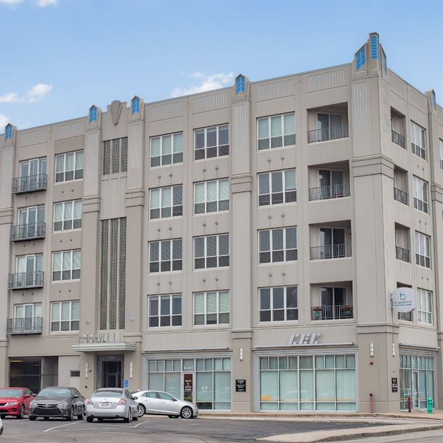 Maxwell - Exterior view of the property